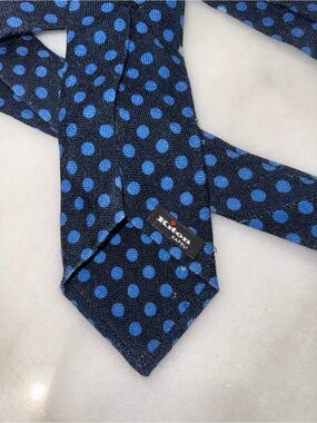 Kiton tie